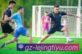 法甲精彩回顾 洛里昂战胜马赛的精彩瞬间